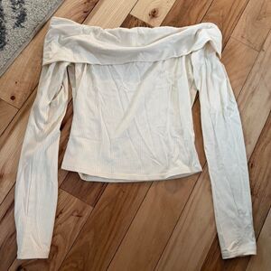 Gypsy and jade size small off the shoulder cream top